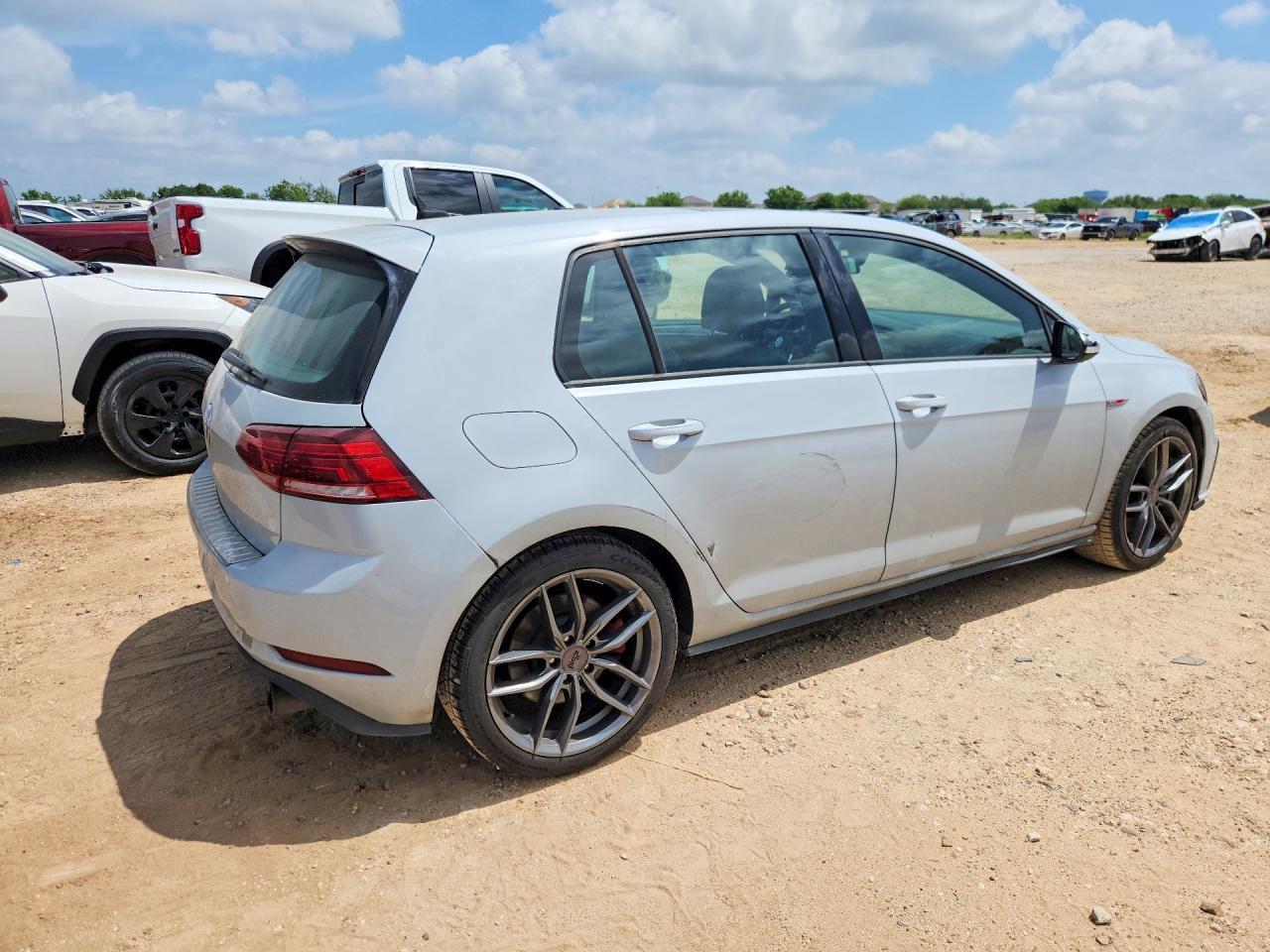 2019 Volkswagen Gti S - Image 3