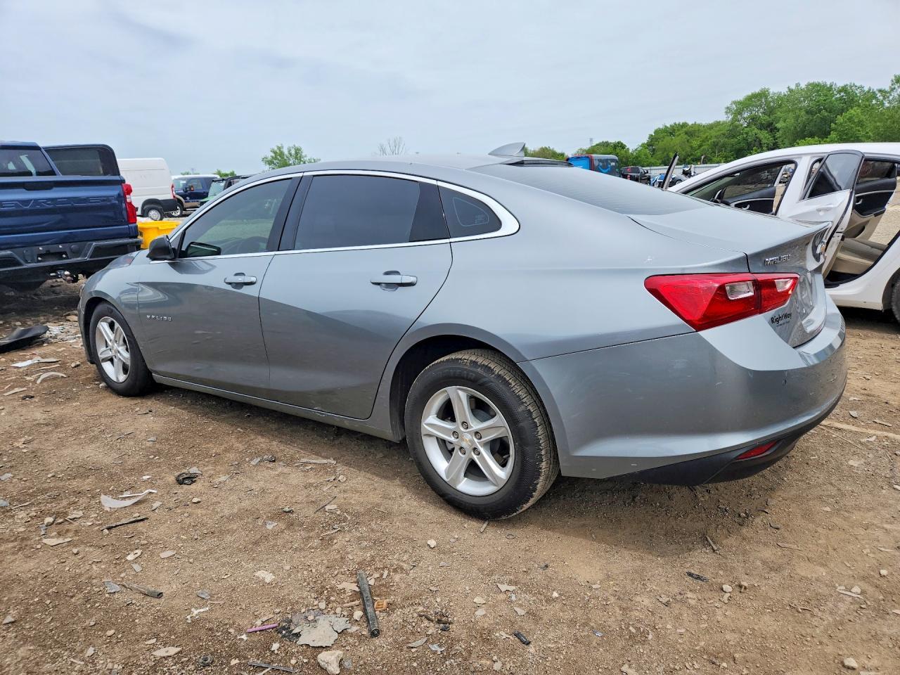 2024 Chevrolet Malibu Lt - Фото 2