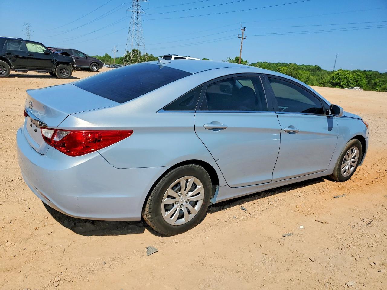 2012 Hyundai Sonata Gls - Image 3