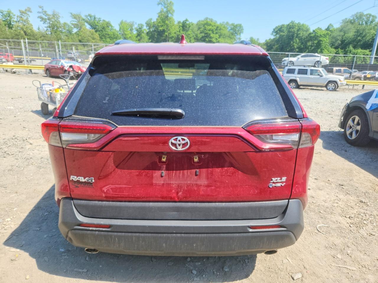2025 Toyota Rav4 Hybrid Xle - Image 6