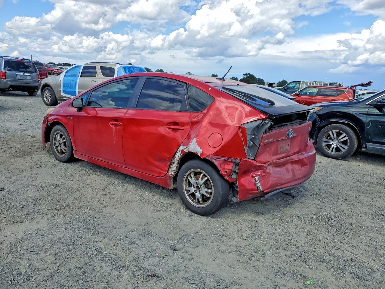 2010 Toyota Prius Iii - Фото 2