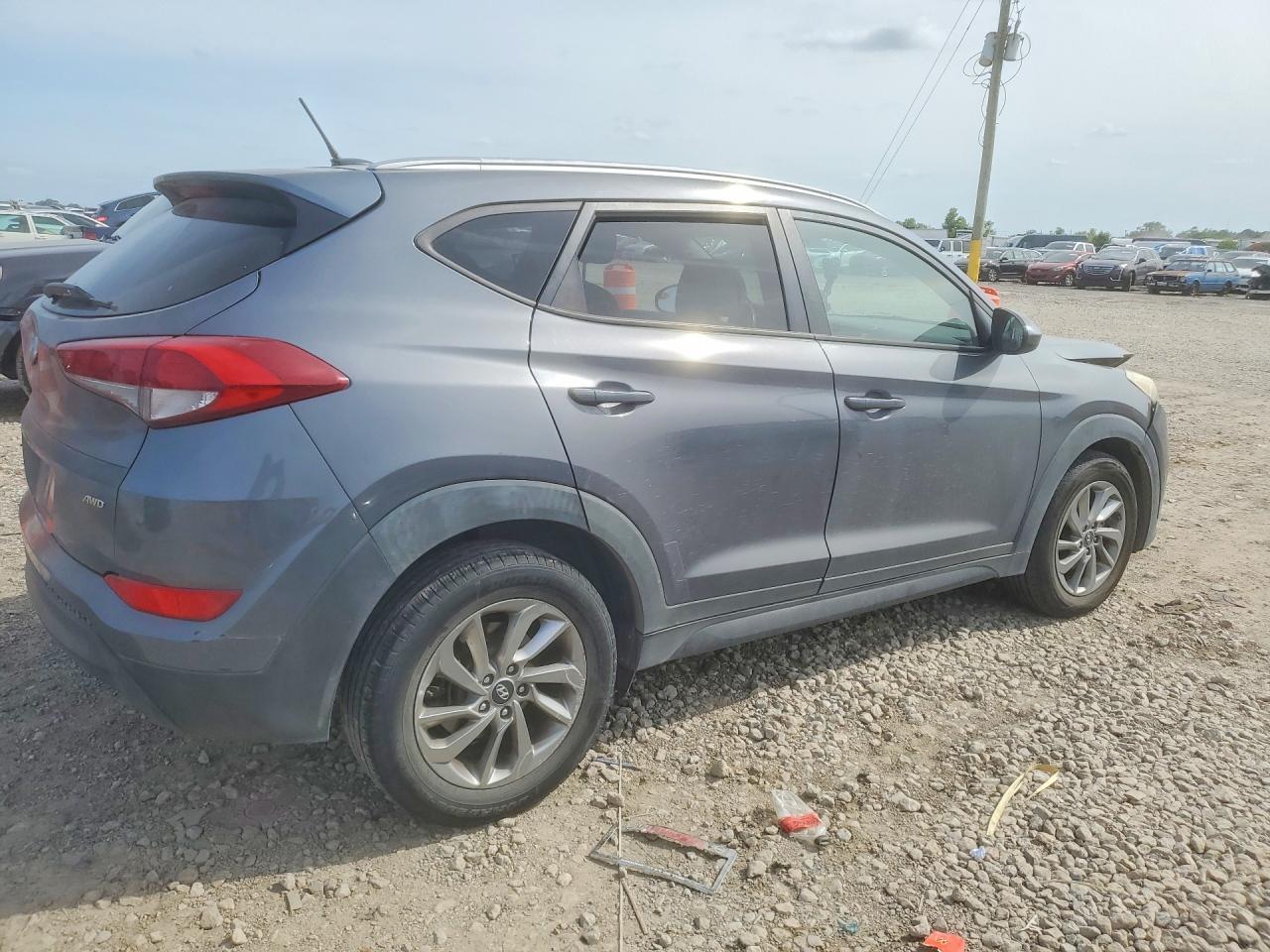 2016 Hyundai Tucson Se - Image 3