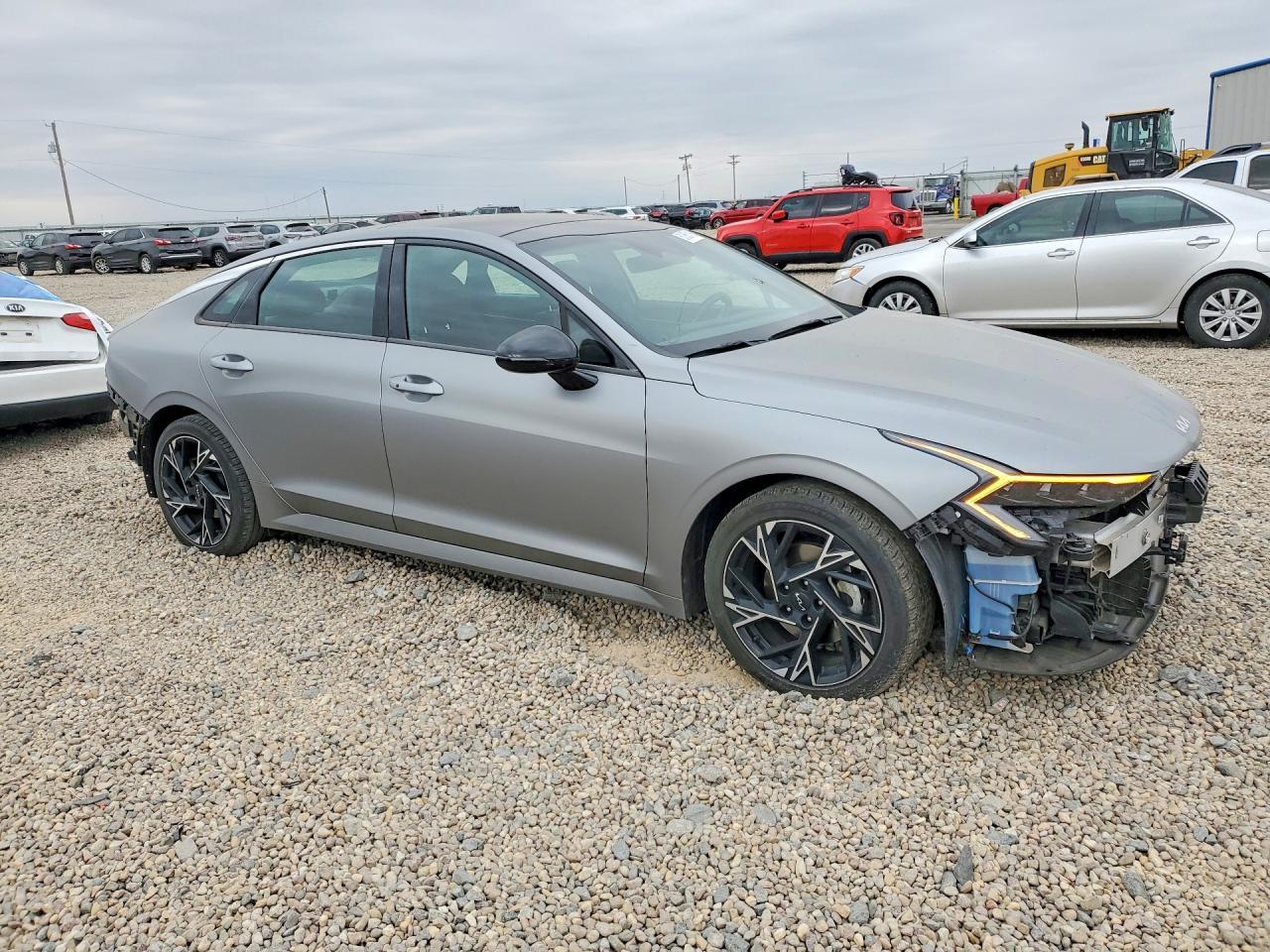 2025 Kia K5 Gt Line - Image 4