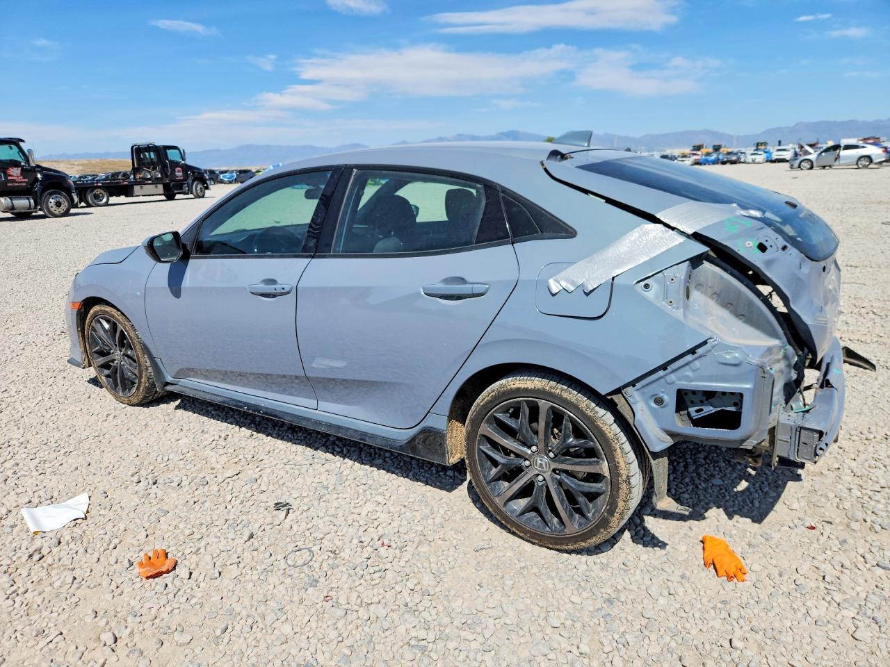 2021 Honda Civic Sport - Фото 2