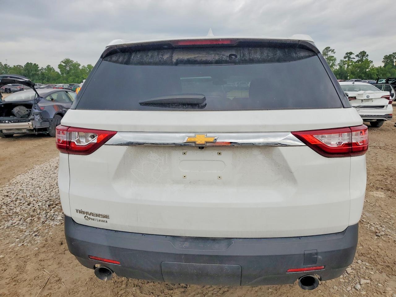 2019 Chevrolet Traverse Ls - Фото 6