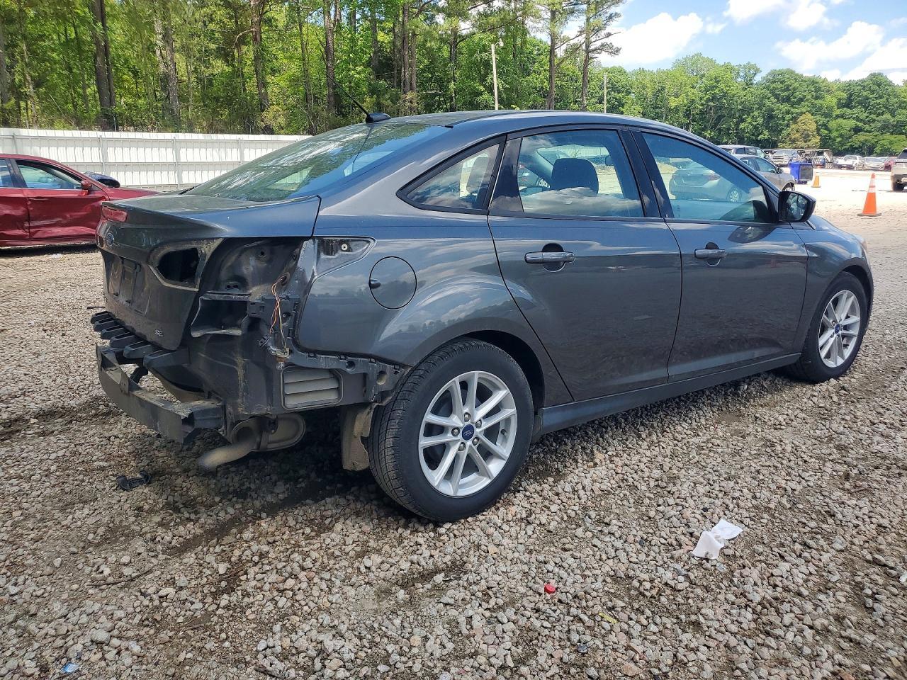 2018 Ford Focus Se - Image 3