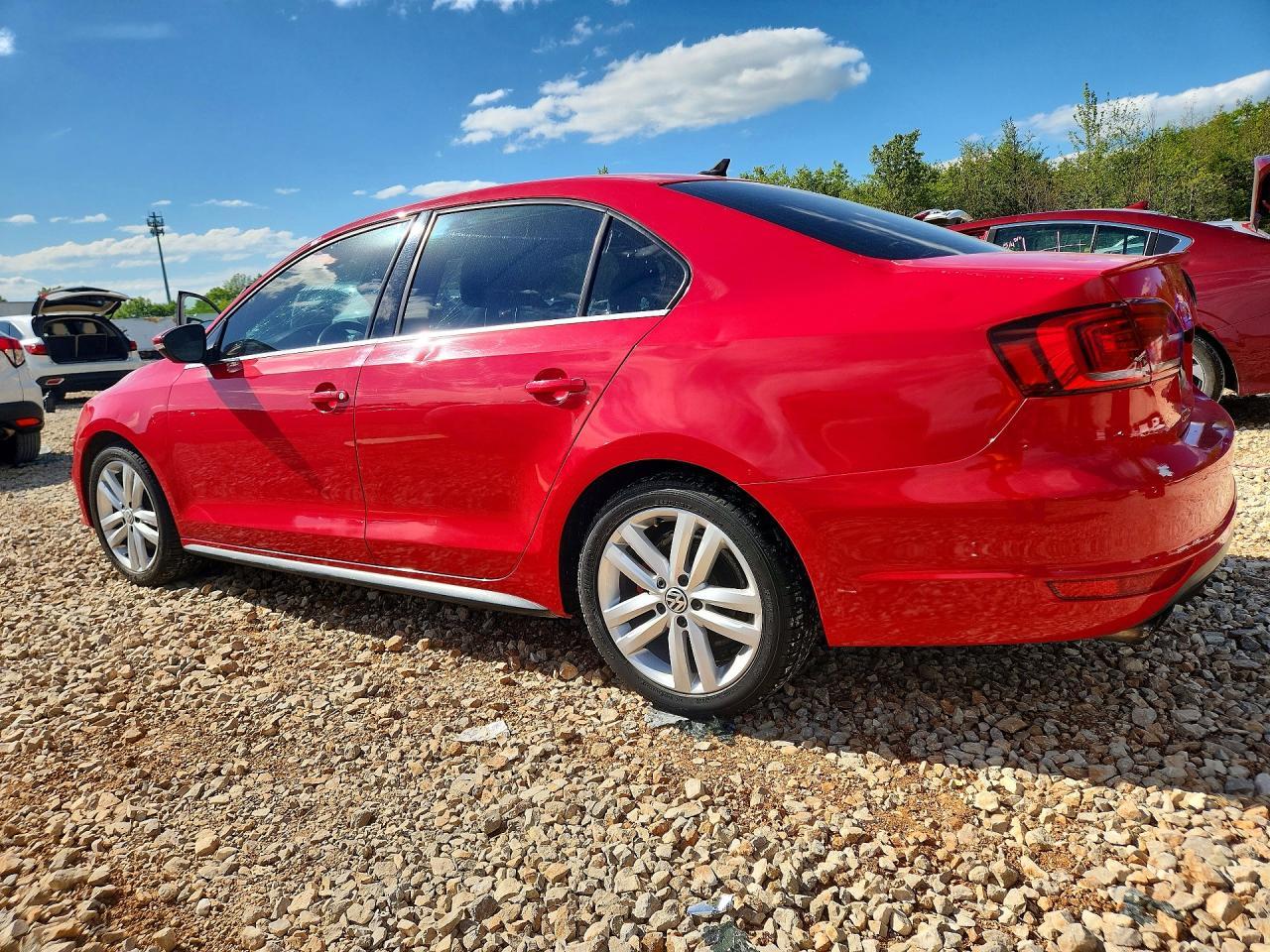 2014 Volkswagen Jetta Gli - Image 2