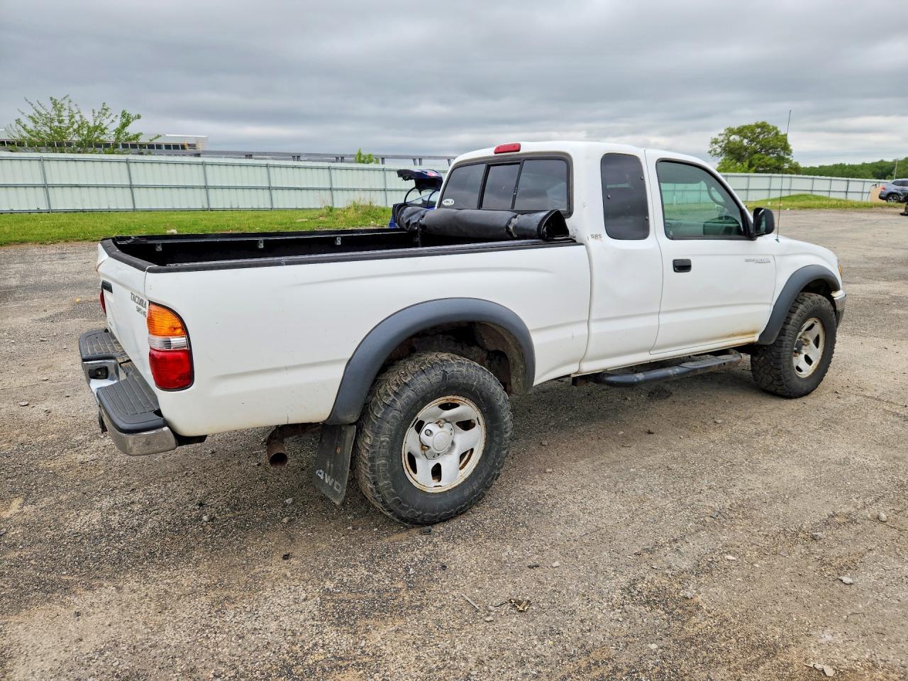 2004 Toyota Tacoma Xtracab - Фото 3