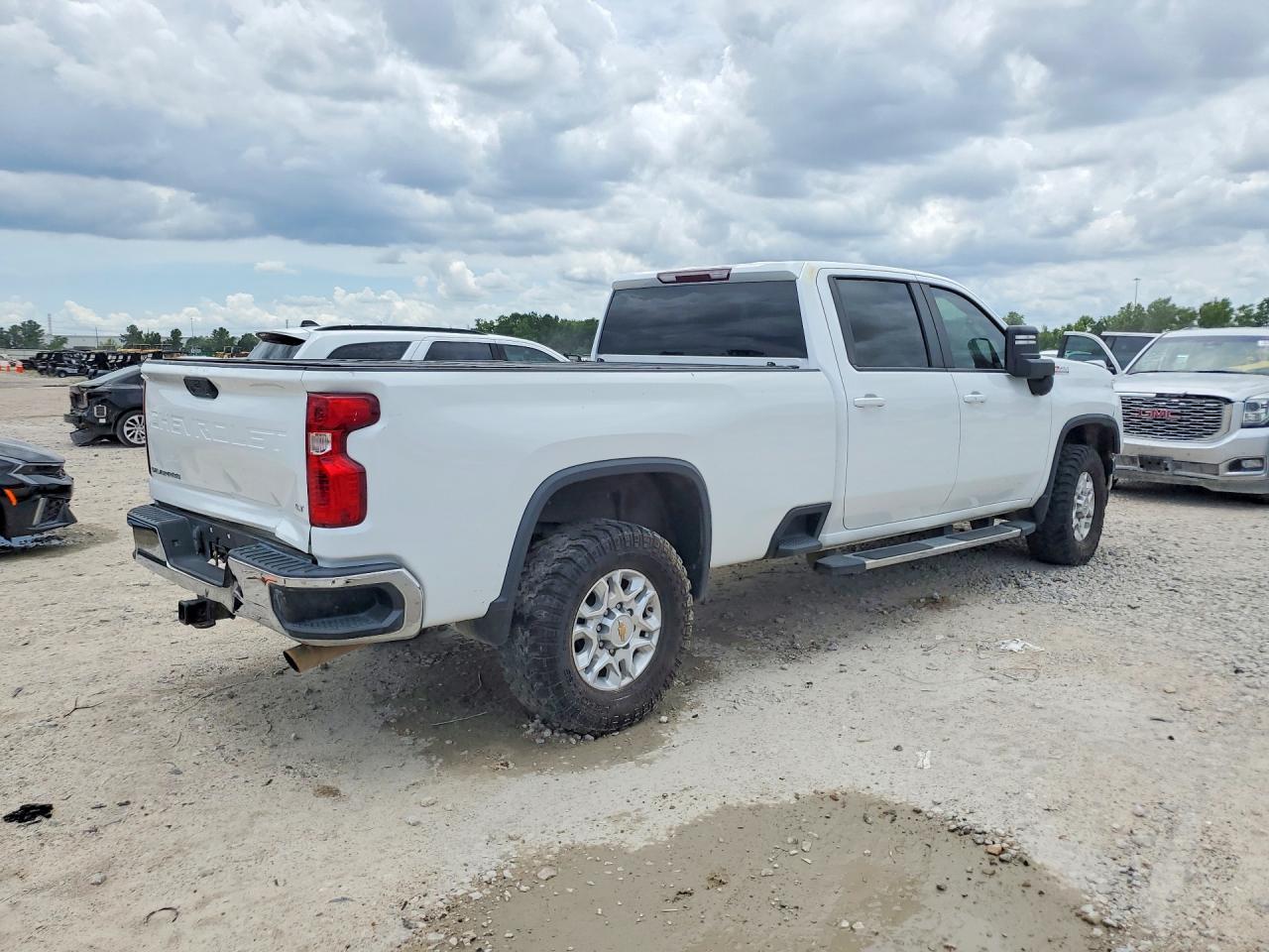 2022 Chevrolet Silverado K2500 Heavy Duty Lt - Image 3