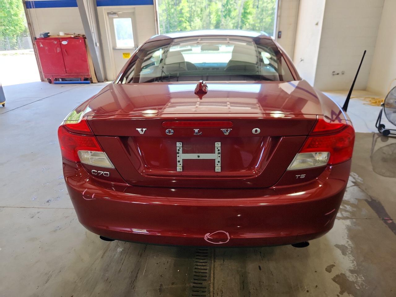 2011 Volvo C70 - Фото 6