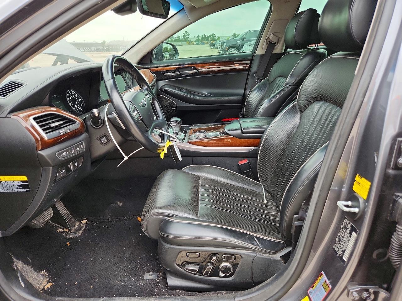 2017 Genesis G90 Premium - Фото 7