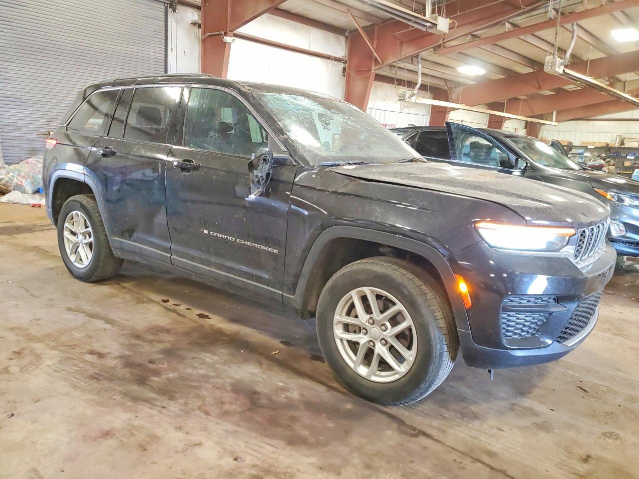 2024 Jeep Grand Cherokee Laredo - Фото 4