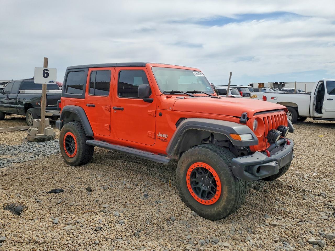 2019 Jeep Wrangler - Image 4
