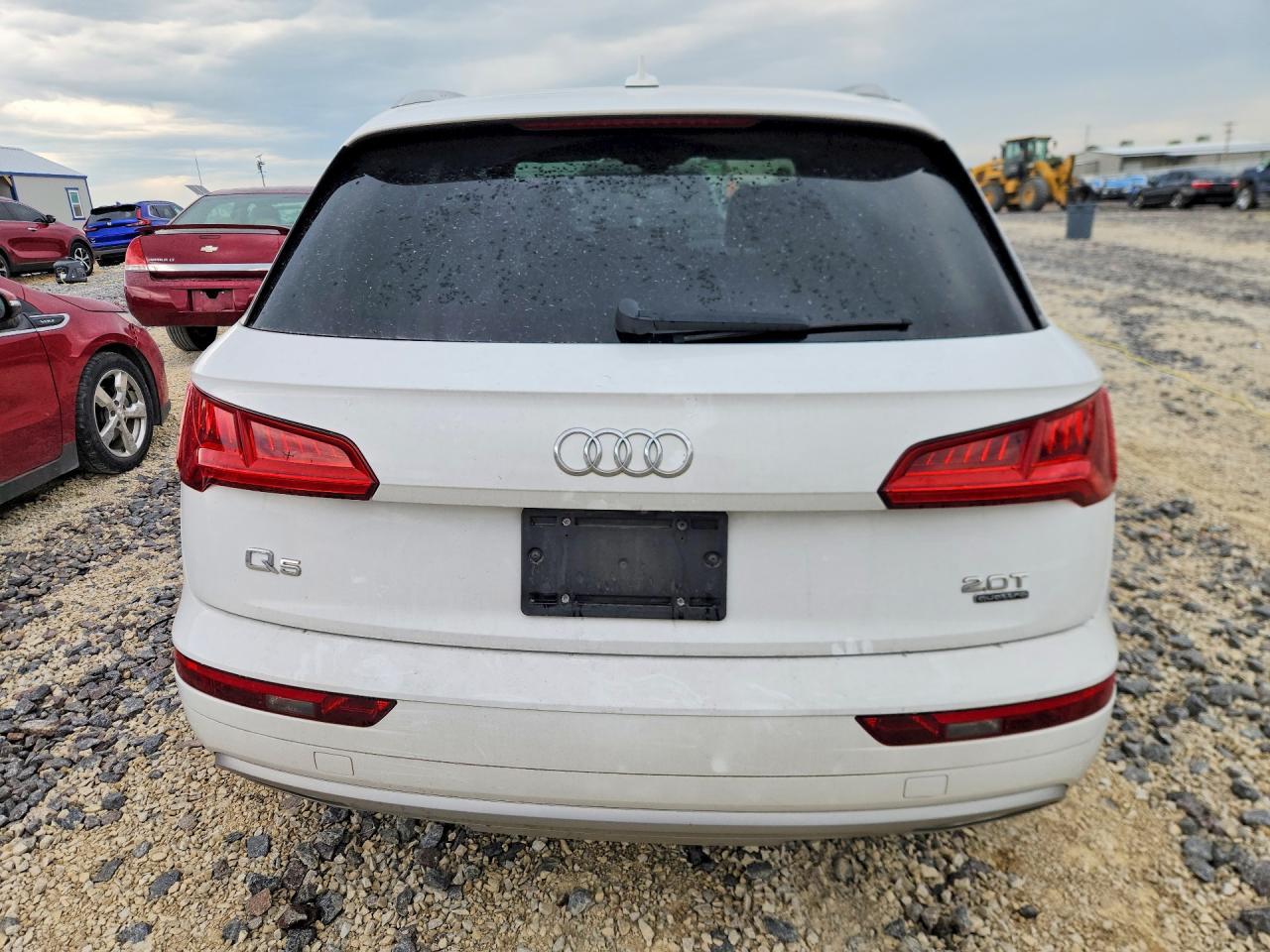 2018 Audi Q5 Premium - Image 6