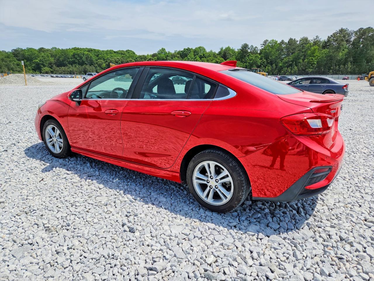 2017 Chevrolet Cruze Lt - Фото 2