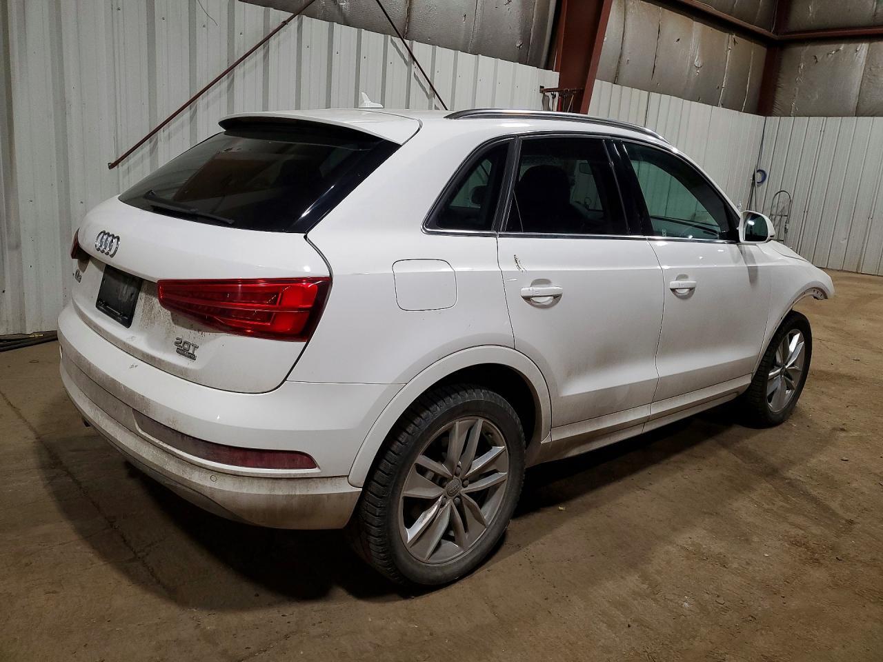 2016 Audi Q3 Premium Plus - Фото 3