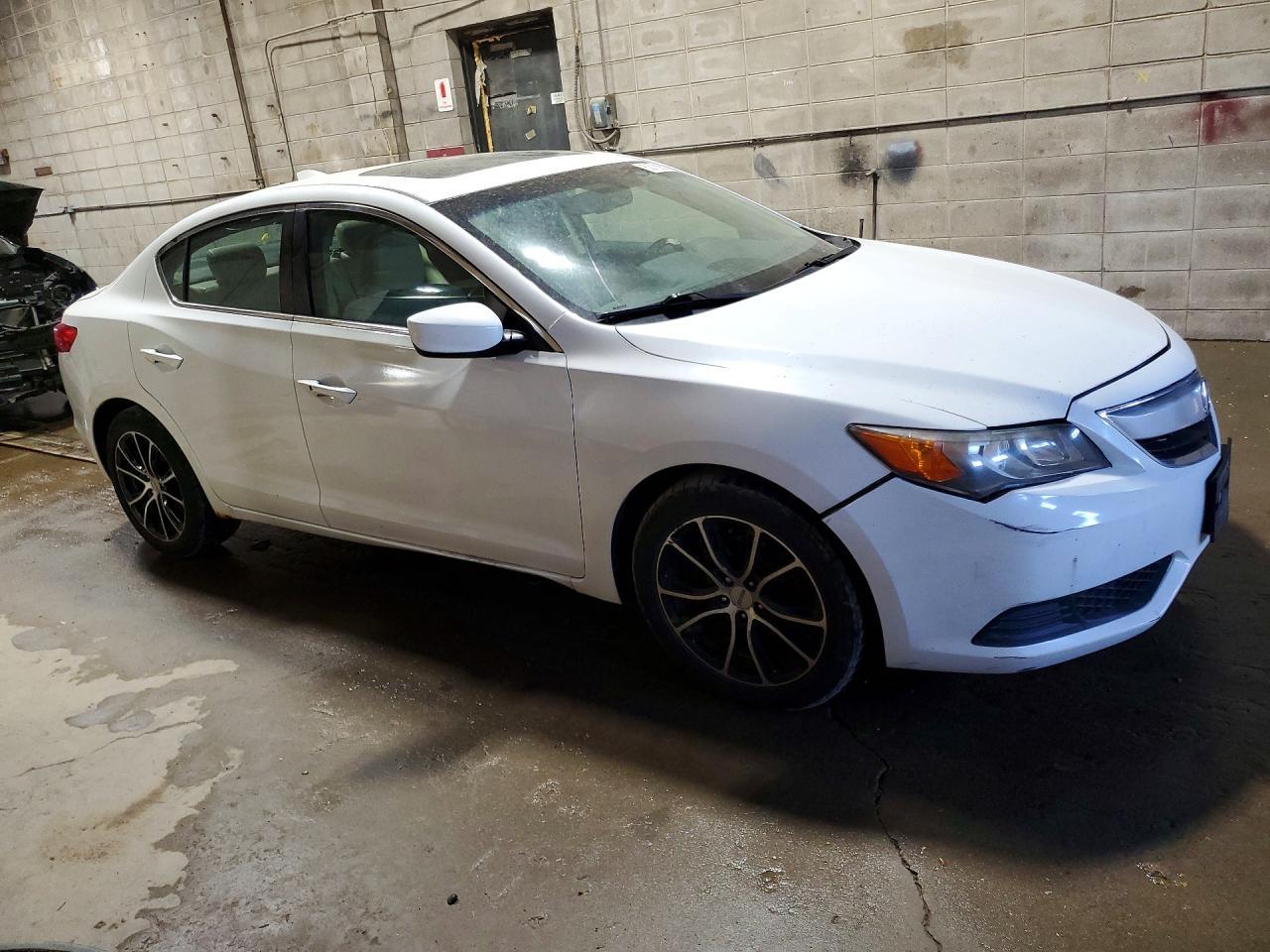 2013 Acura Ilx 20 Premium - Фото 4