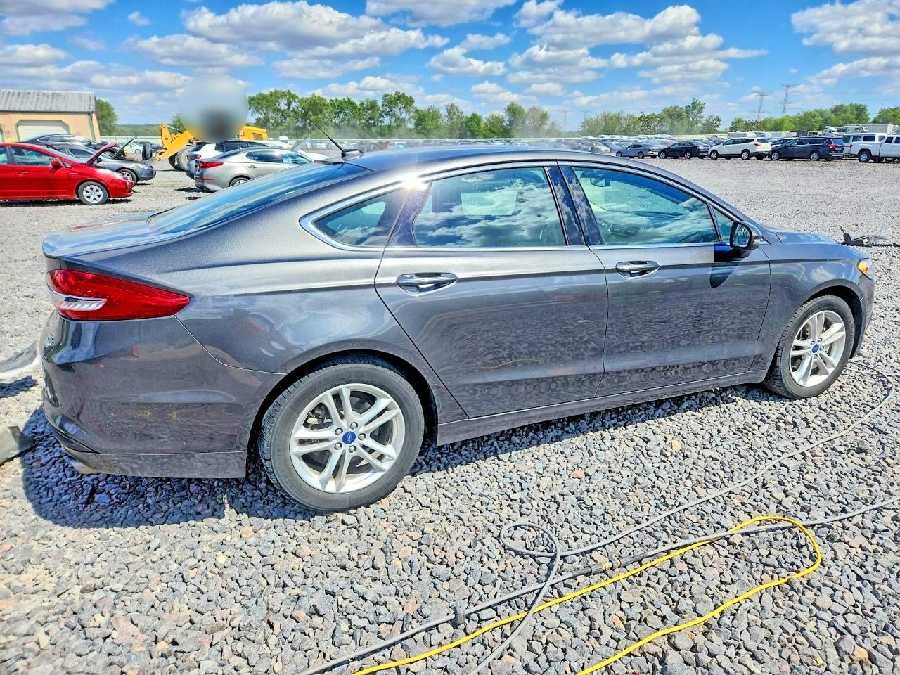 2018 Ford Fusion Se - Image 3