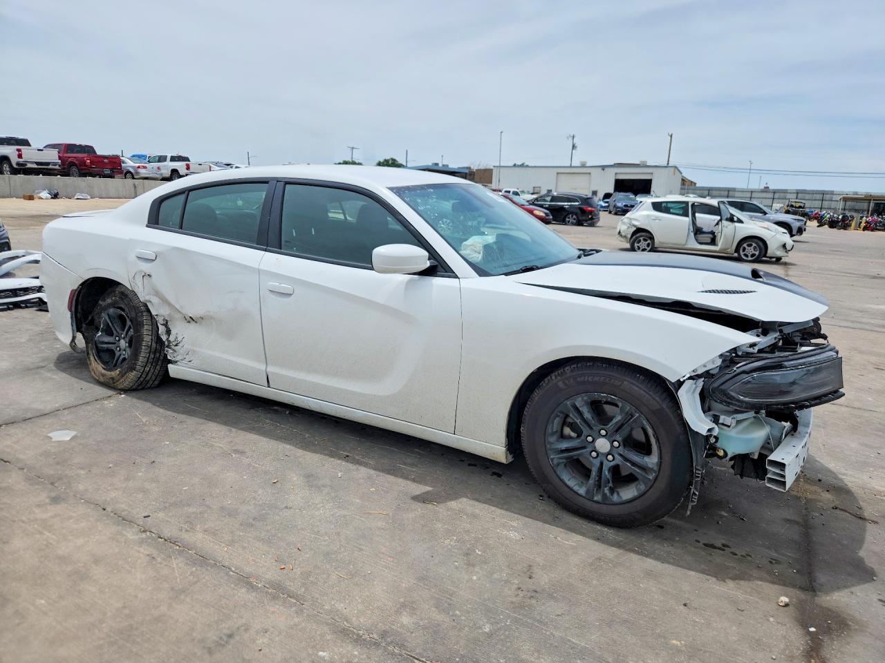 2022 Dodge Charger Sxt - Image 4