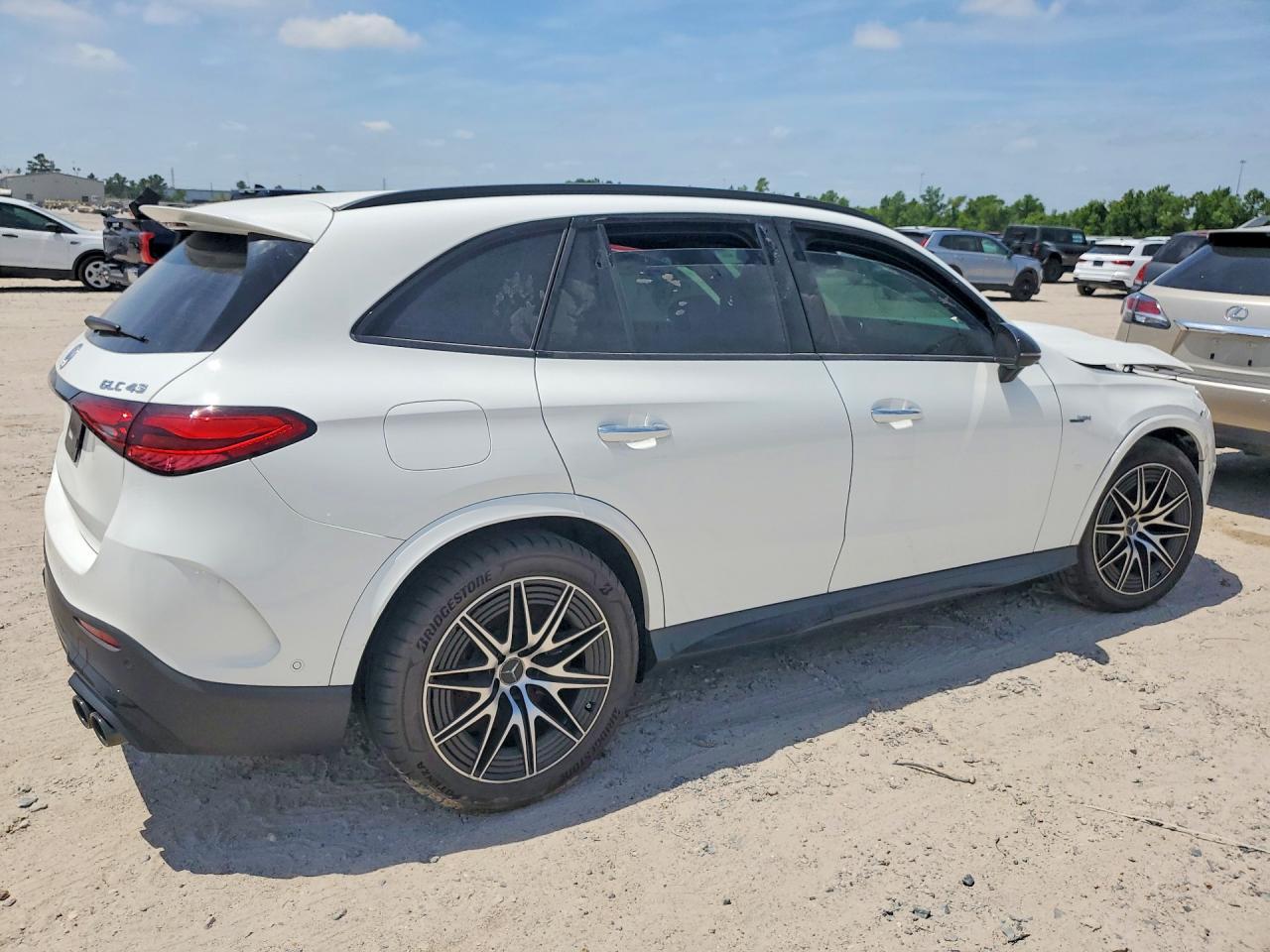 2025 Mercedes-Benz Glc 43 4Matic Amg - Image 3