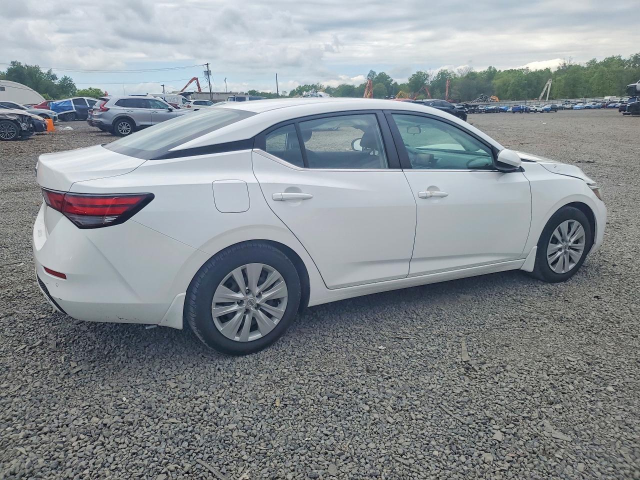 2022 Nissan Sentra S - Фото 3