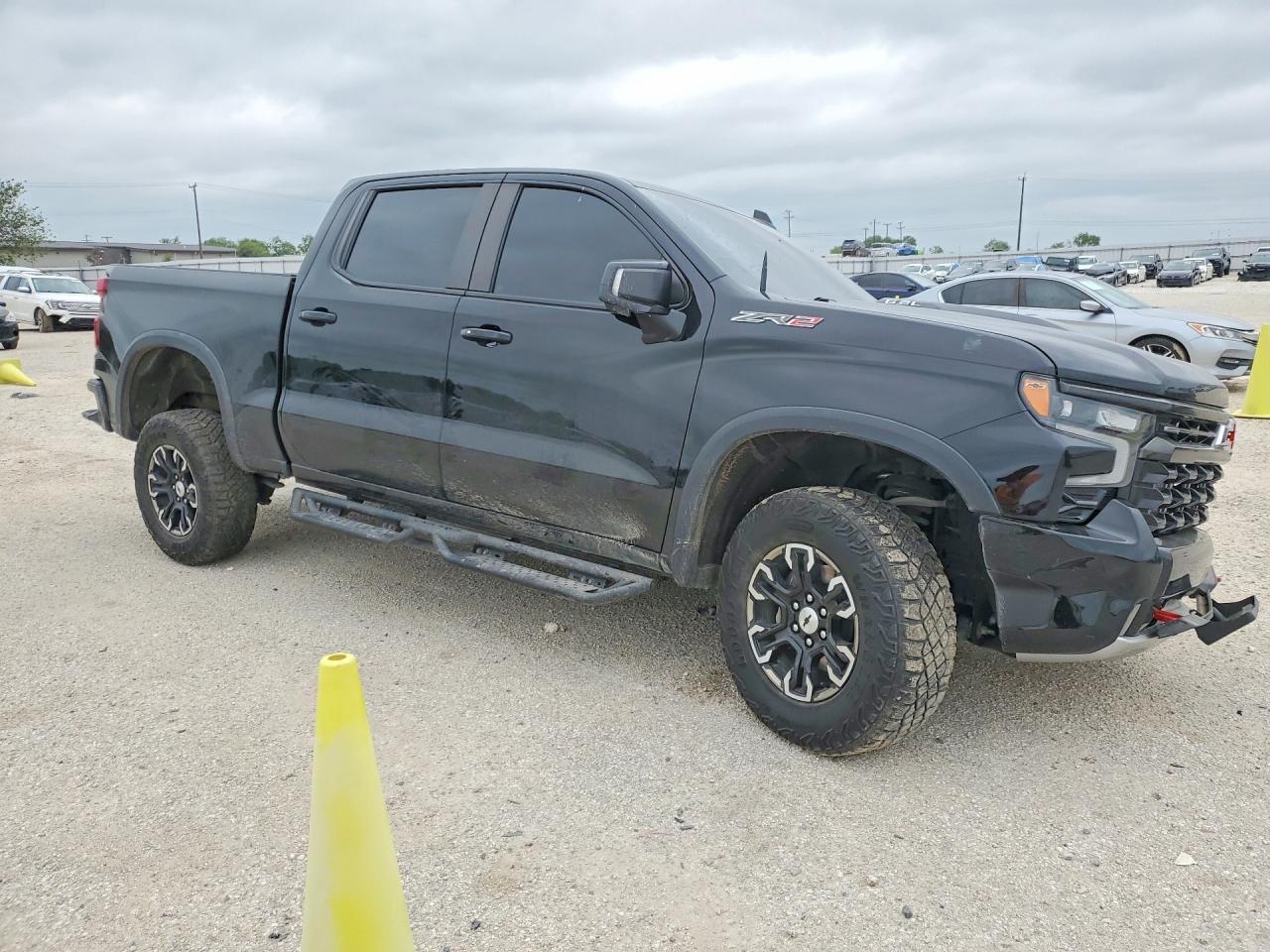 2023 Chevrolet Silverado K1500 Zr2 - Image 4