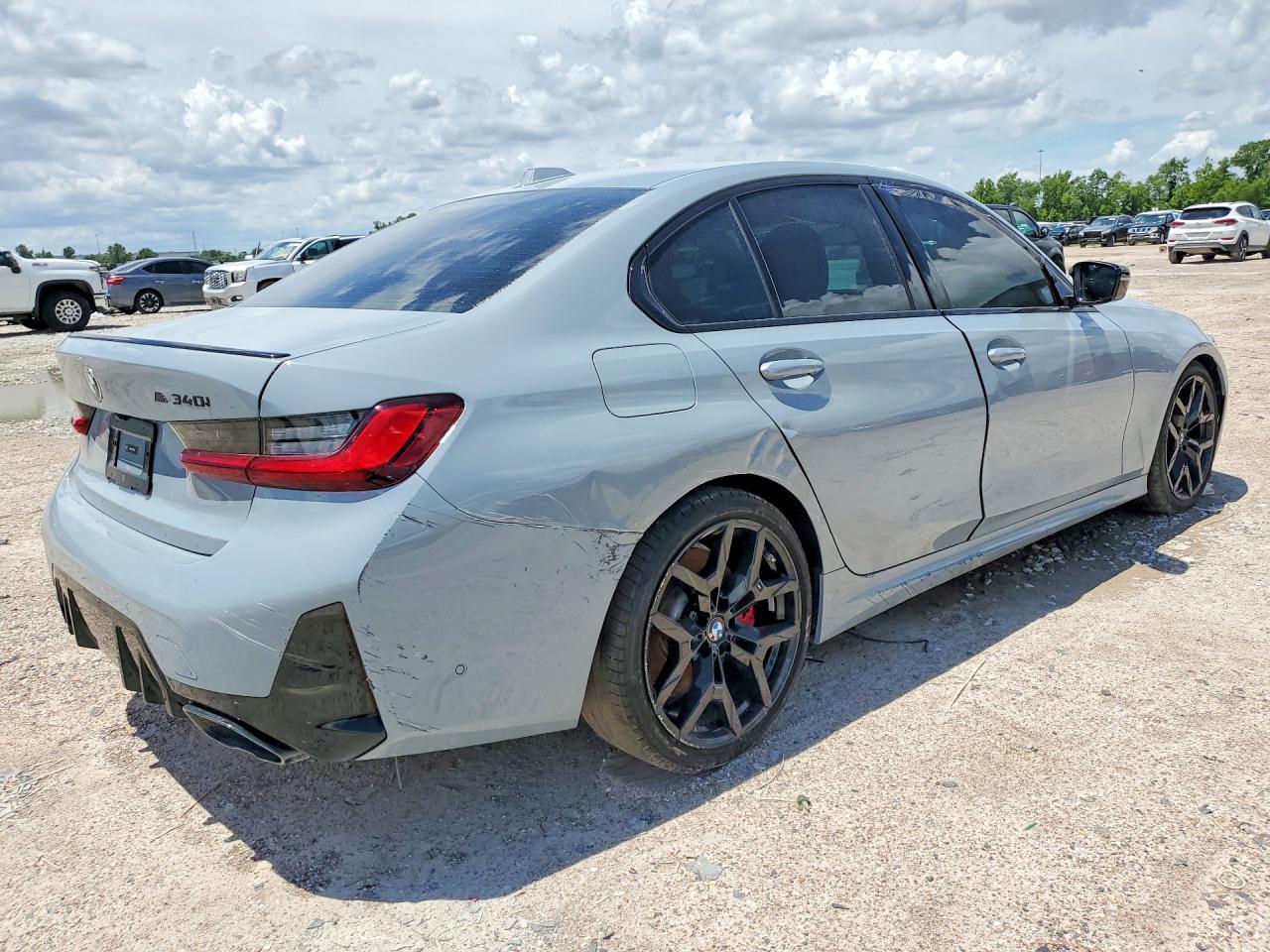 2025 BMW M340I - Image 3