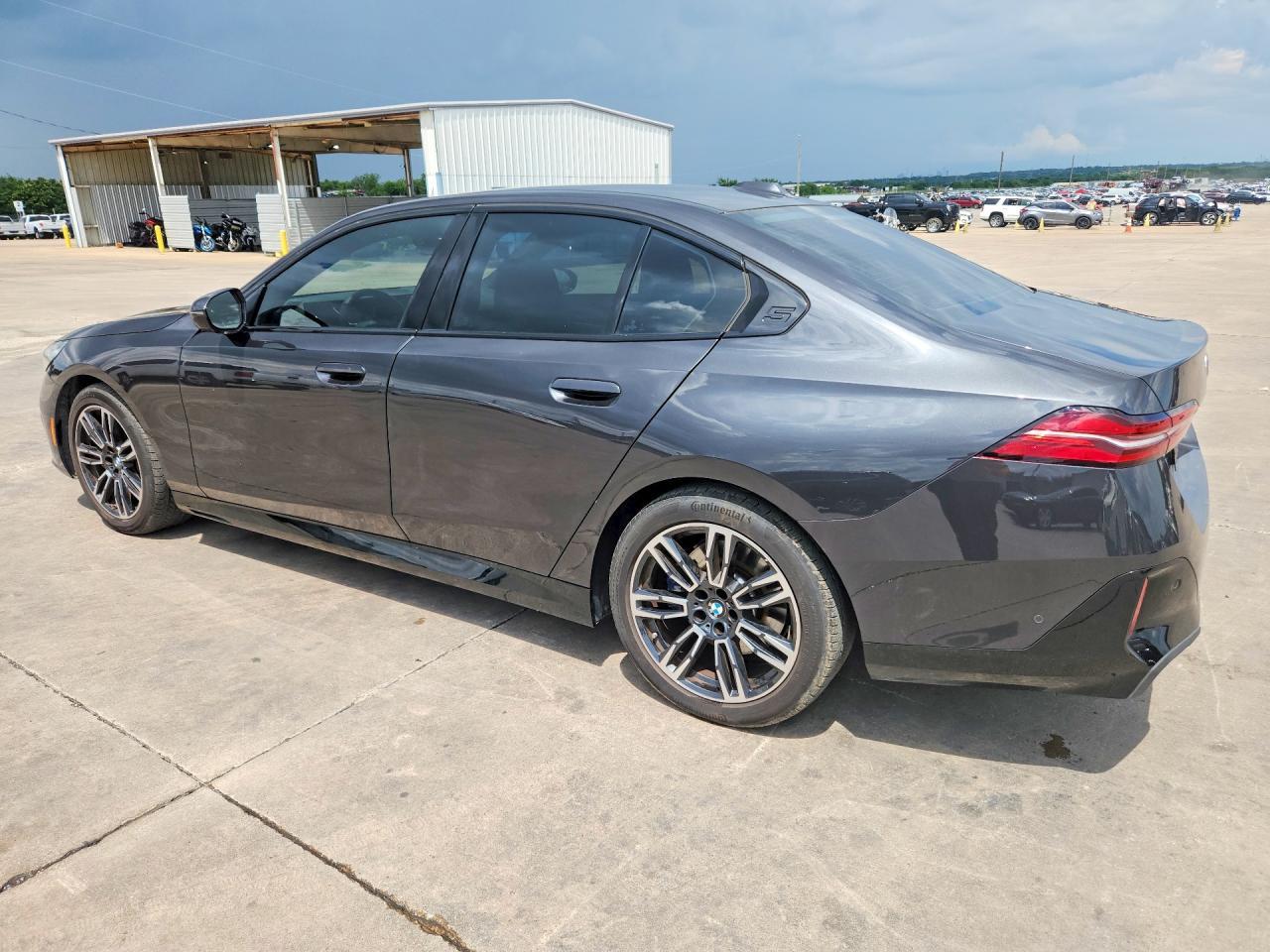 2025 BMW 530 I - Image 2