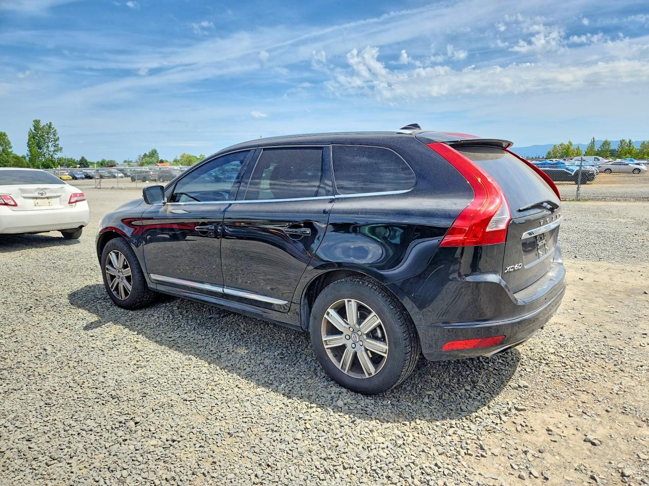 2017 Volvo Xc60 T5 Inscription - Фото 2