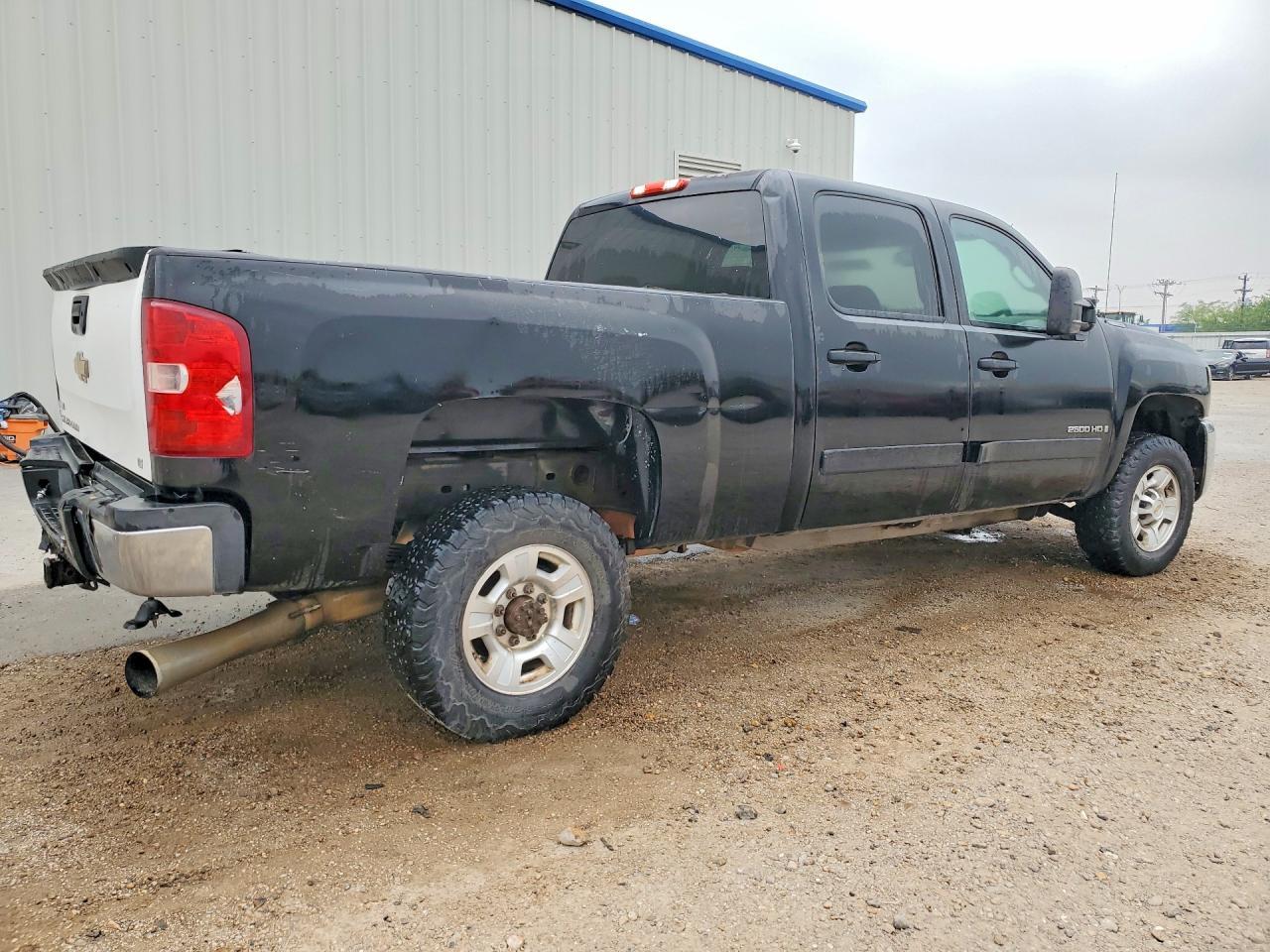2008 Chevrolet Silverado C2500 Heavy Duty - Фото 3