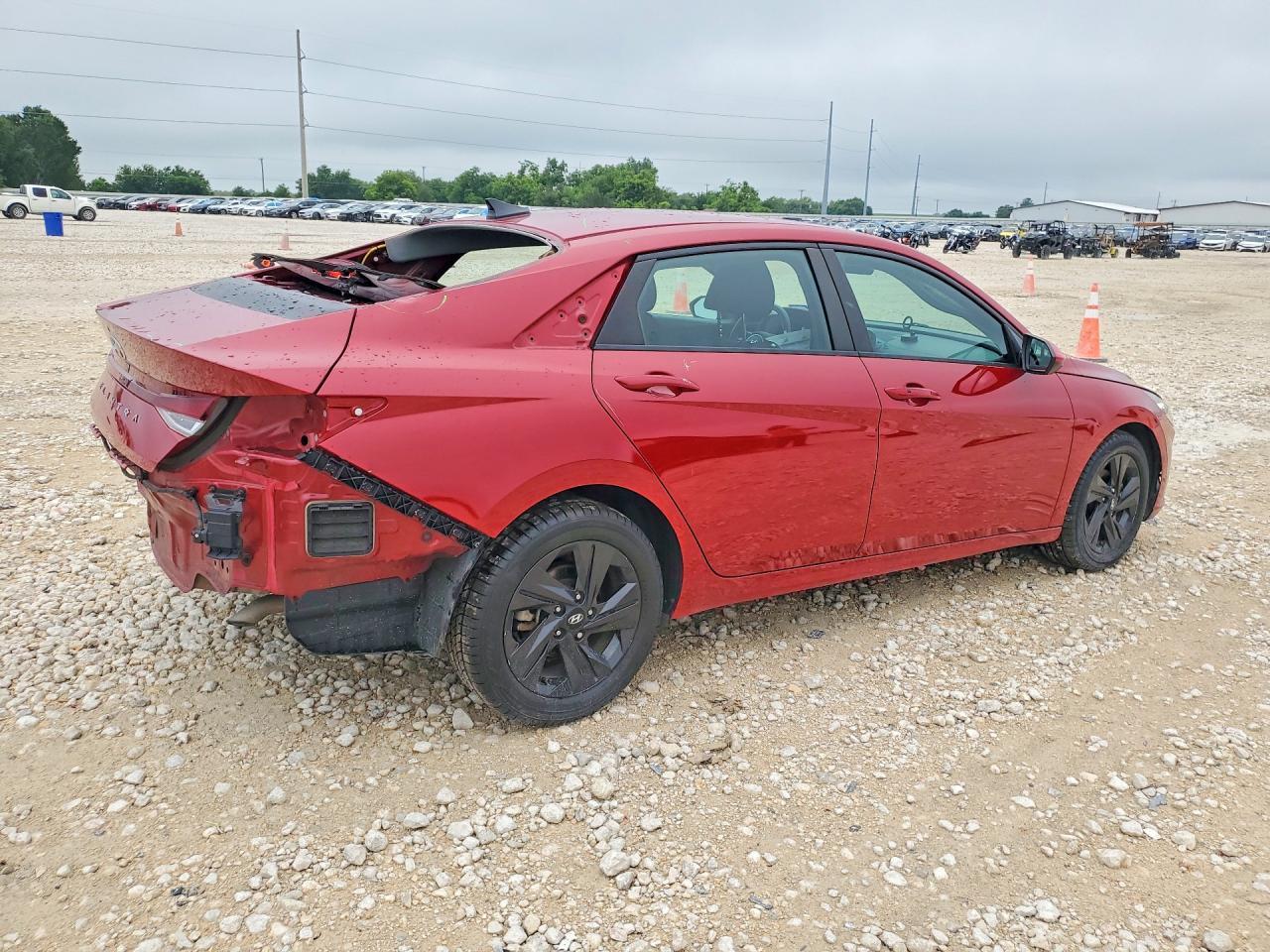 2021 Hyundai Elantra Sel - Фото 3