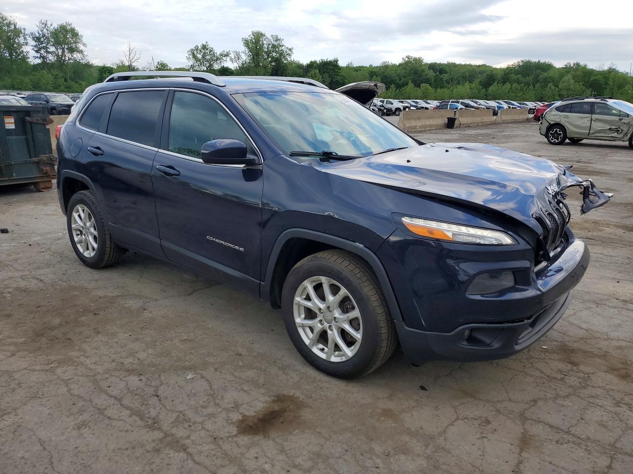 2016 Jeep Cherokee Latitude - Image 4