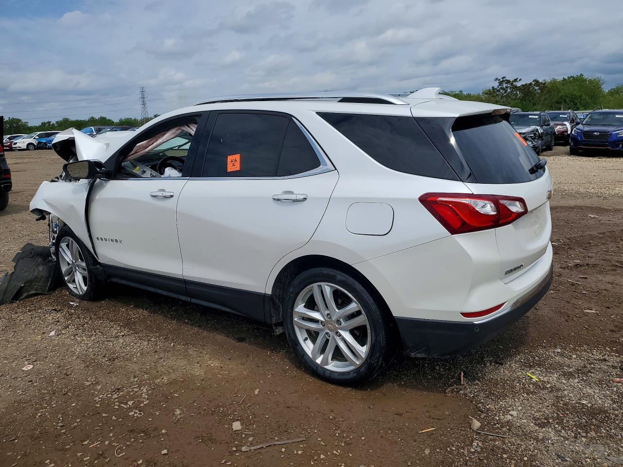 2020 Chevrolet Equinox Premier - Фото 2