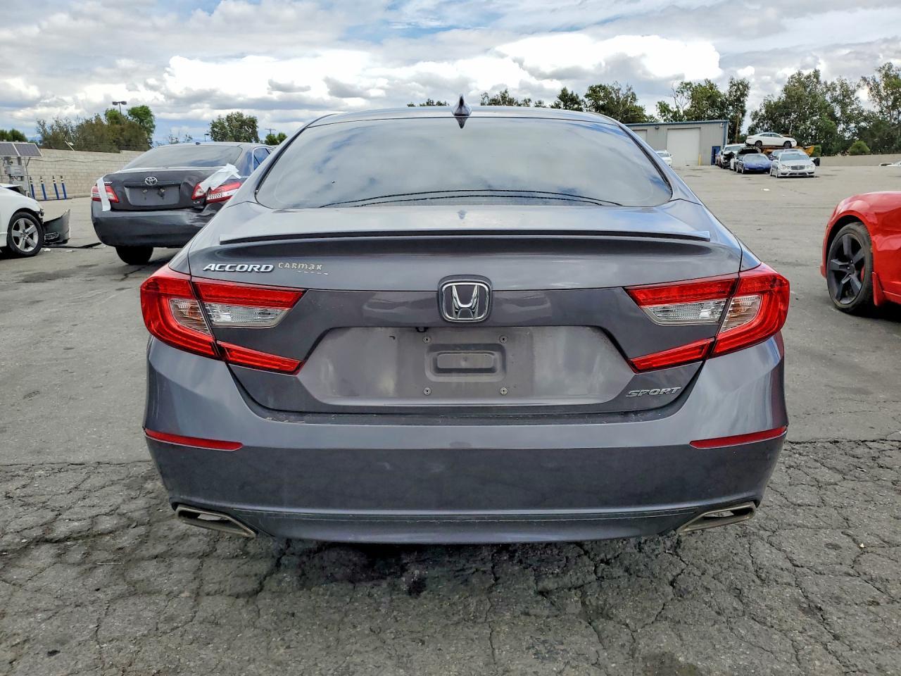 2018 Honda Accord Sport - Image 6