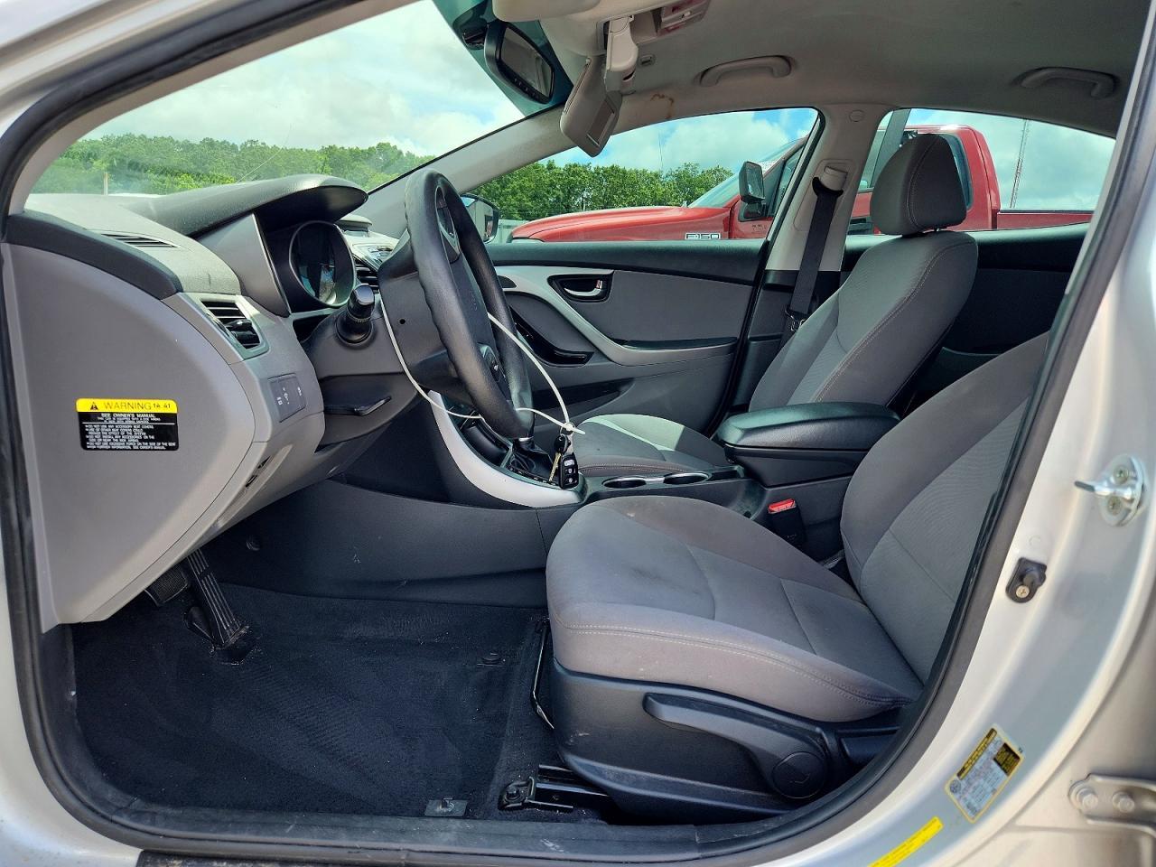 2015 Hyundai Elantra Se - Фото 7