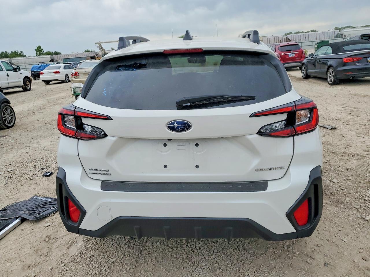 2025 Subaru Crosstrek Premium - Image 6