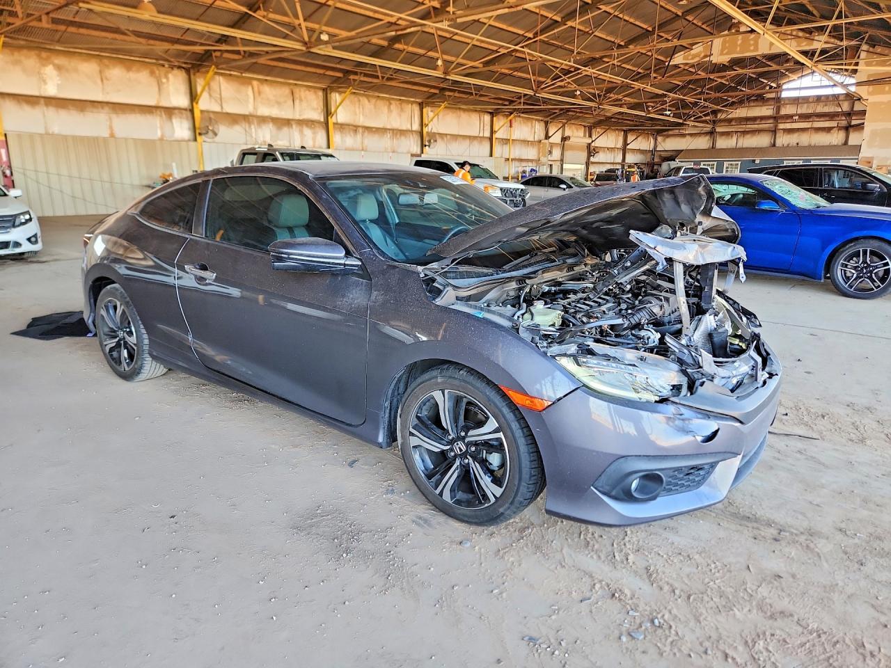 2016 Honda Civic Touring - Фото 4