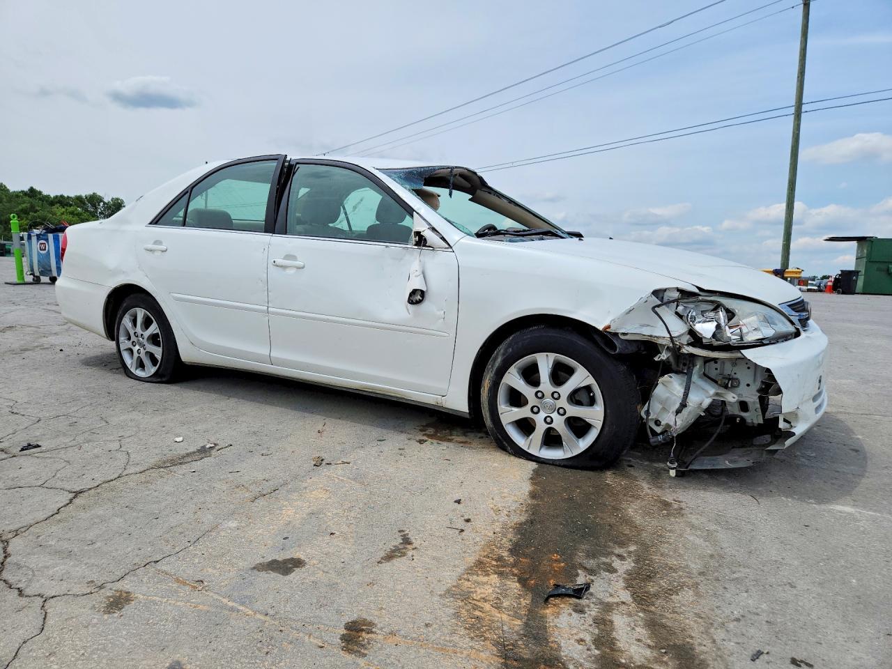 2004 Toyota Camry Le - Фото 4