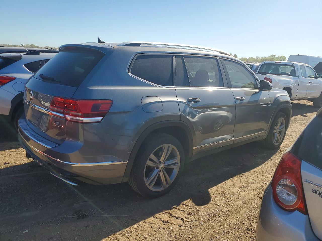 2018 Volkswagen Atlas Sel - Фото 3