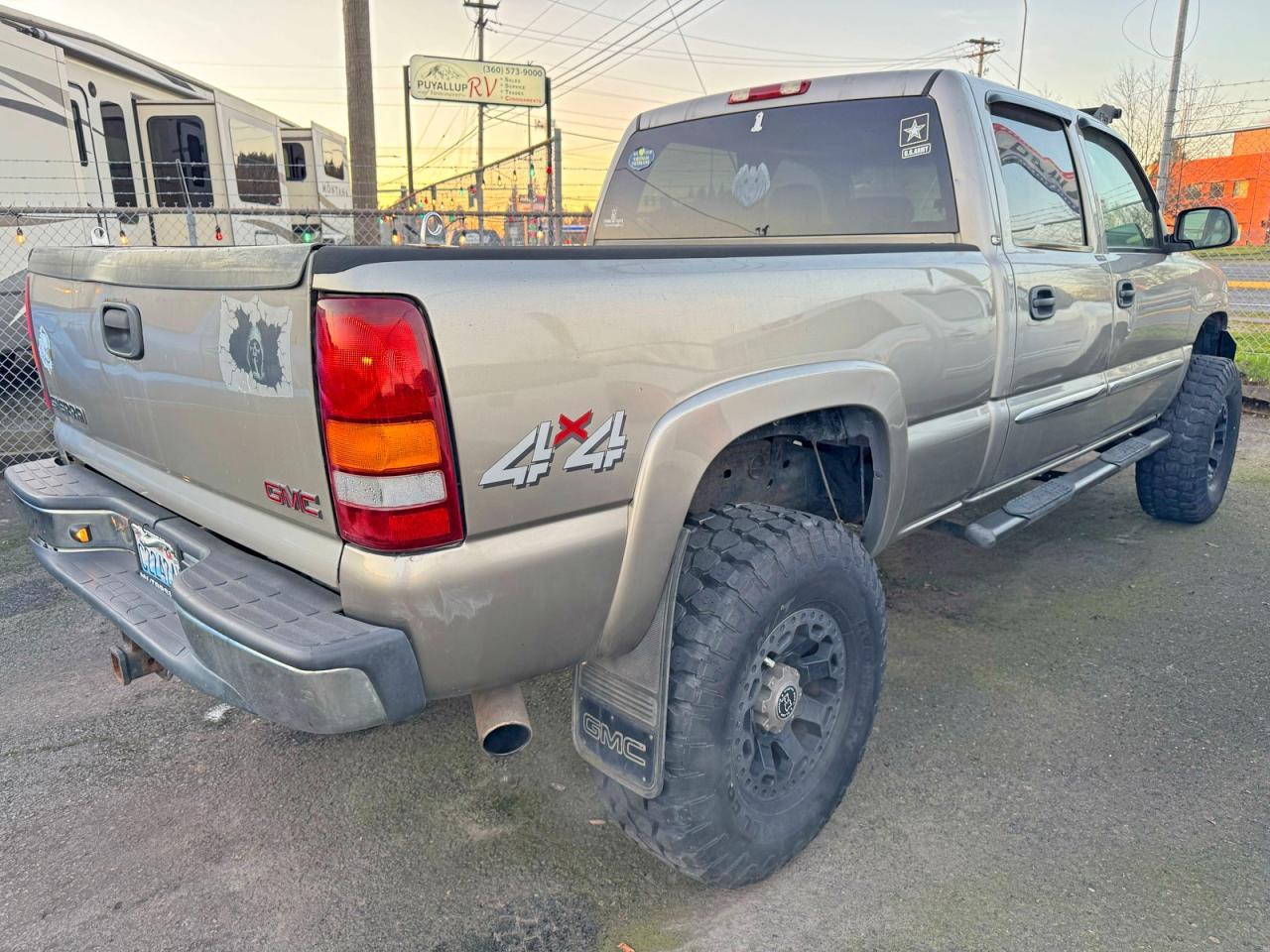 2003 GMC Sierra K1500 Heavy Duty - Фото 4