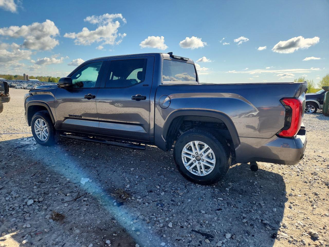 2025 Toyota Tundra Sr5 - Фото 2