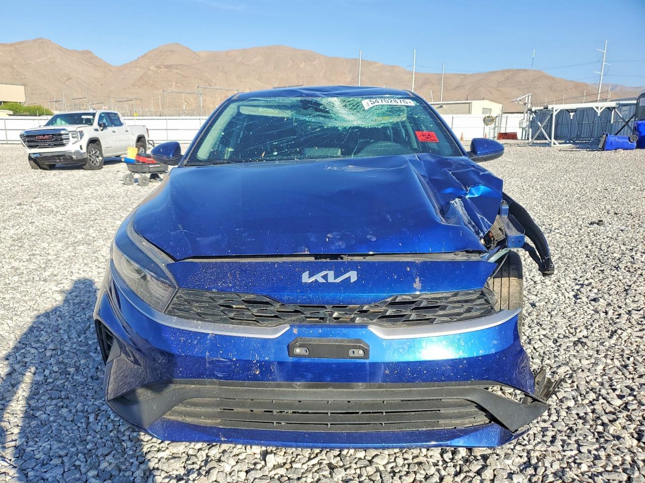 2023 Kia Forte Lxs - Image 5