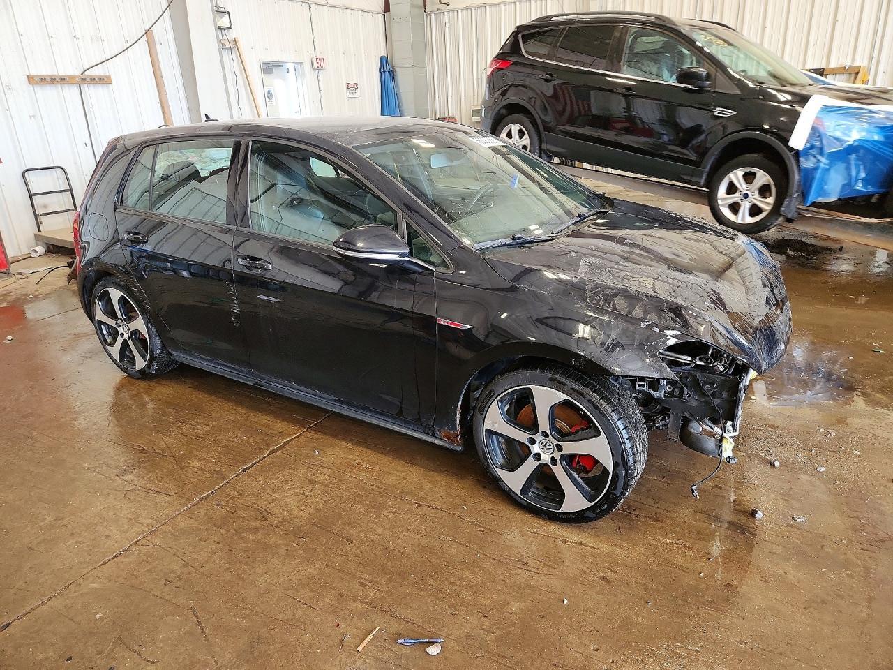 2015 Volkswagen Gti - Фото 4