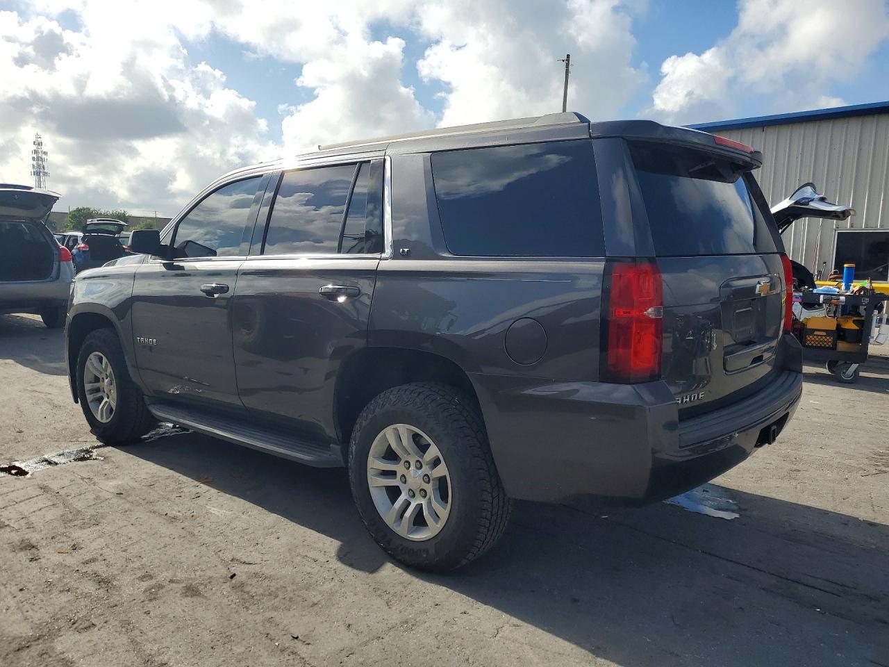 2017 Chevrolet Tahoe C1500 Lt - Фото 2