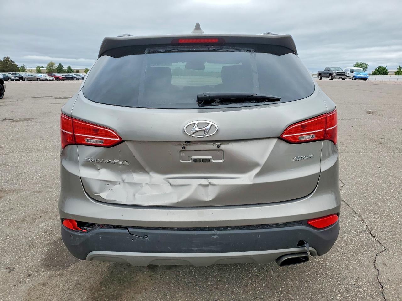 2014 Hyundai Santa Fe Sport 2.4L - Image 6