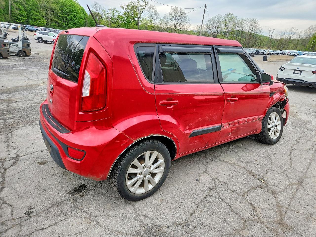 2013 Kia Soul + - Фото 3