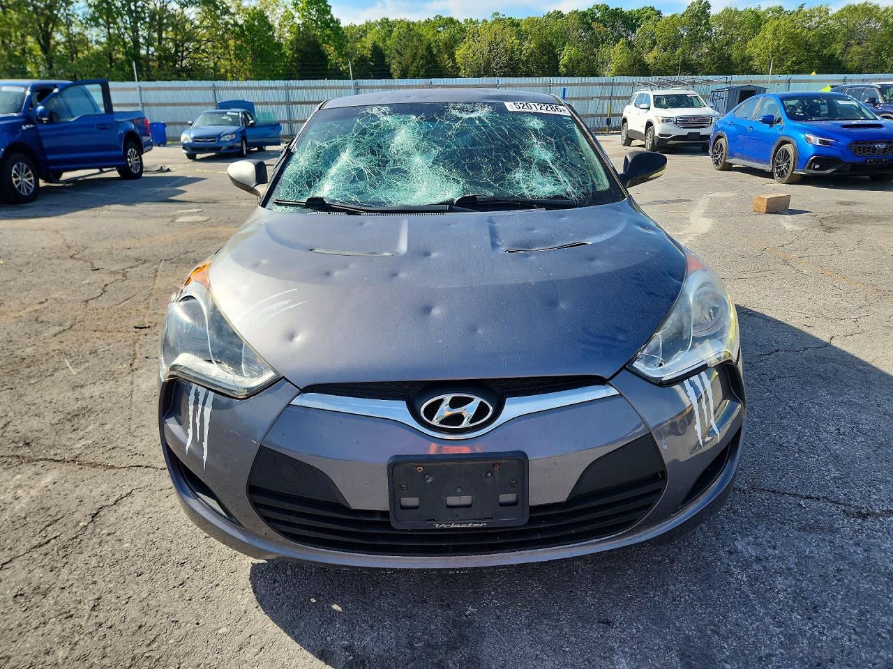 2015 Hyundai Veloster Base - Фото 5
