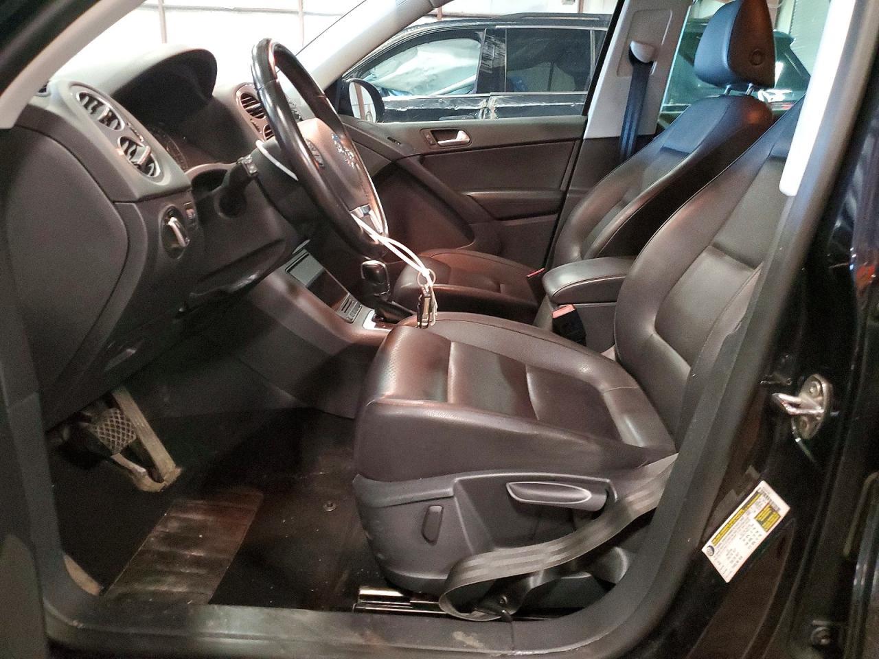 2014 Volkswagen Tiguan S - Фото 7