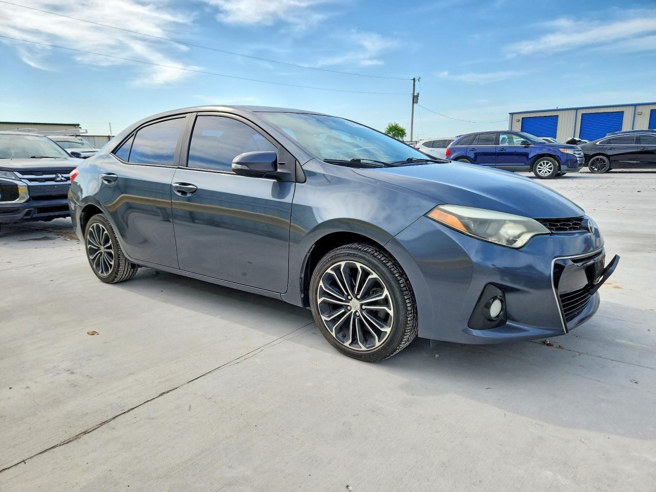 2014 Toyota Corolla S Plus - Фото 4