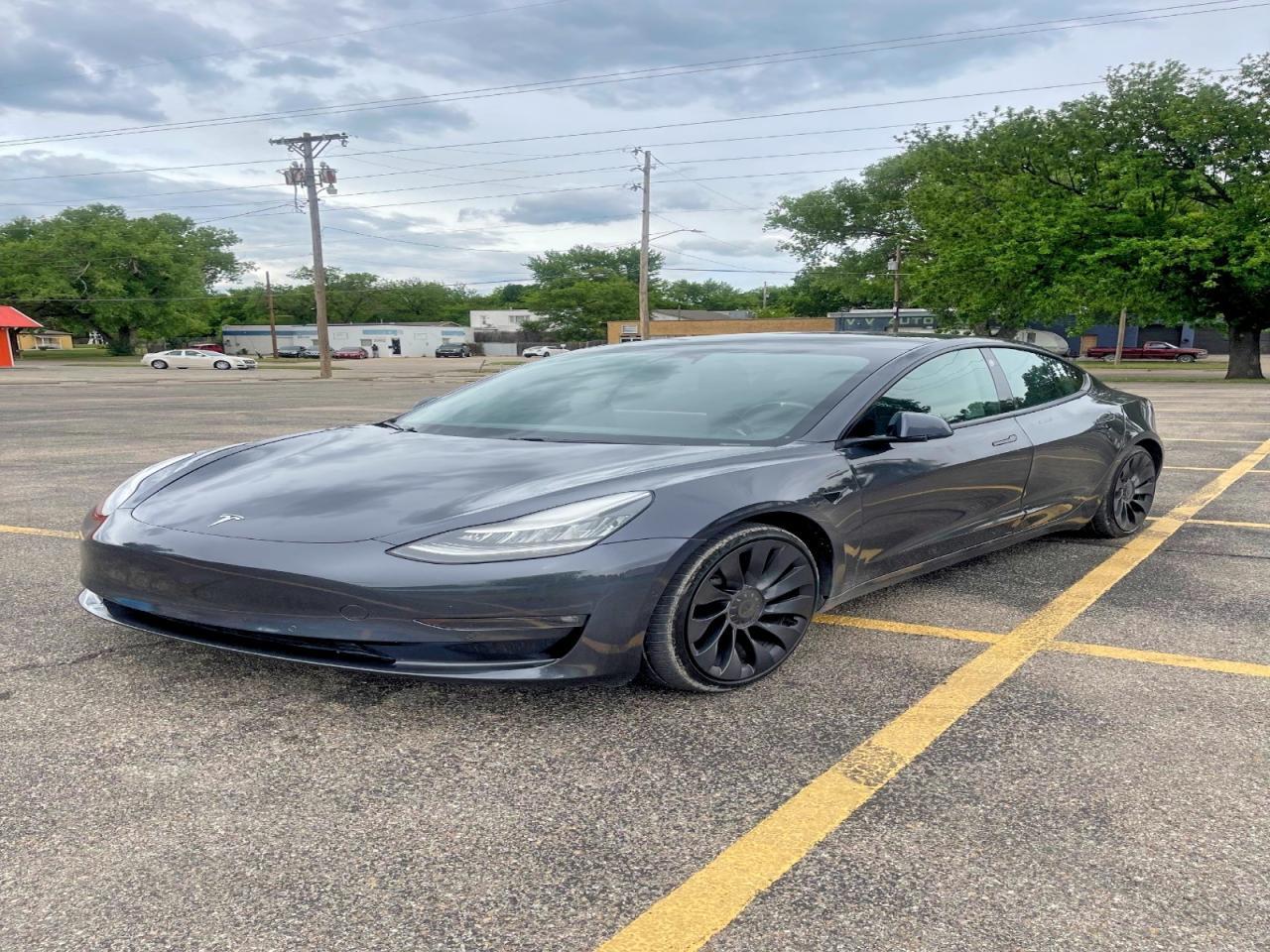 2021 Tesla Model 3 - Фото 2
